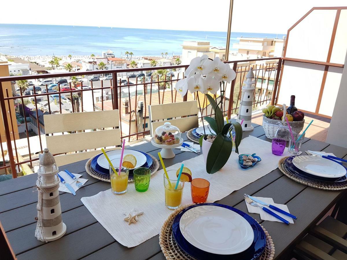 Apartamento Mary'S Penthouse Lido di Ostia Exterior foto