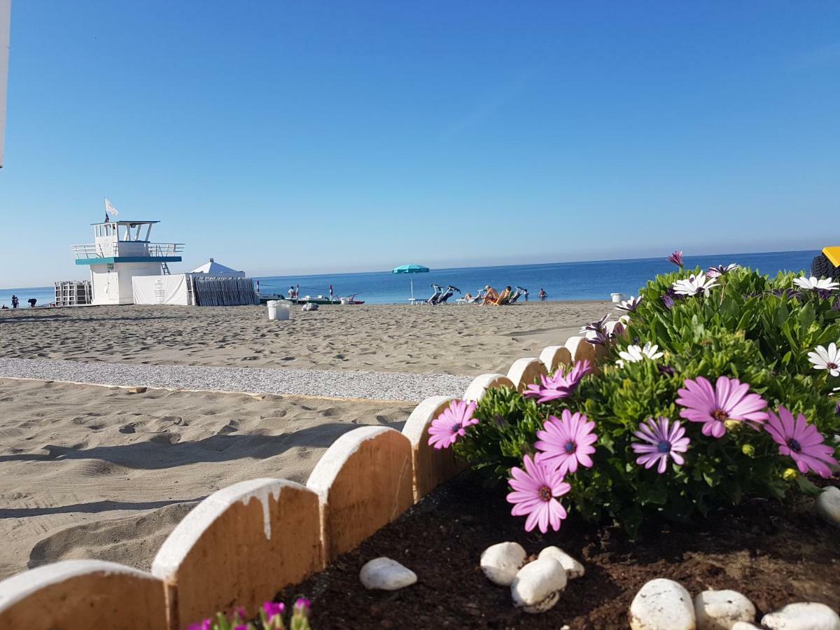 Apartamento Mary'S Penthouse Lido di Ostia Exterior foto