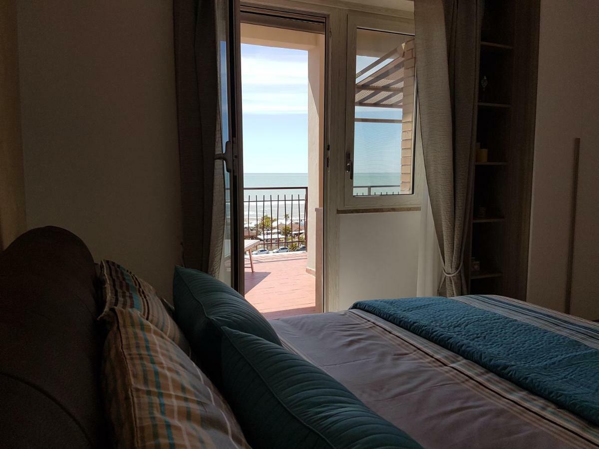 Apartamento Mary'S Penthouse Lido di Ostia Exterior foto