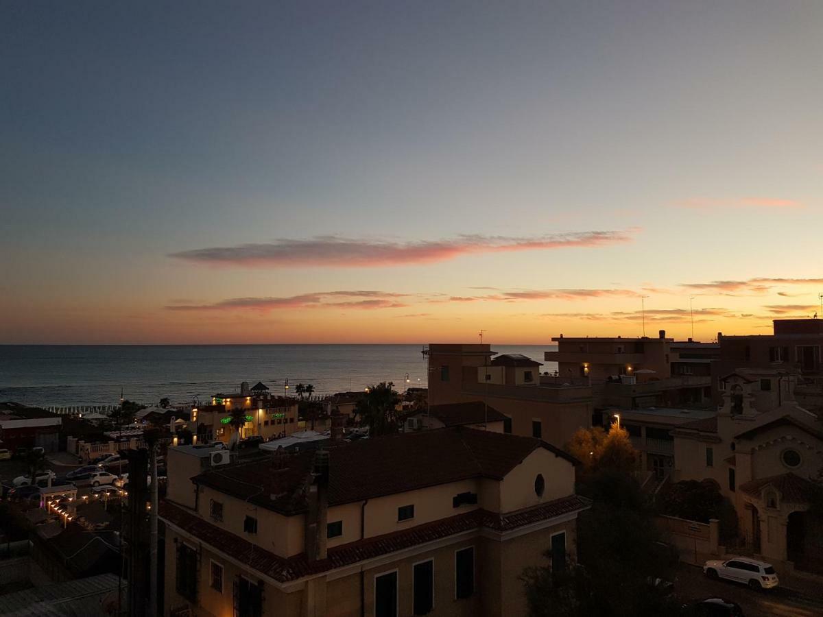 Apartamento Mary'S Penthouse Lido di Ostia Exterior foto